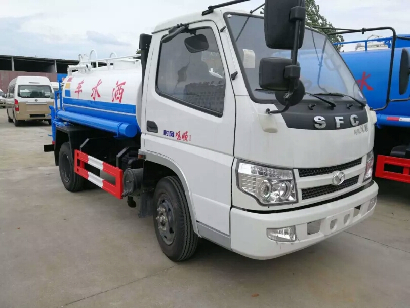 時風(fēng)藍牌3方灑水車